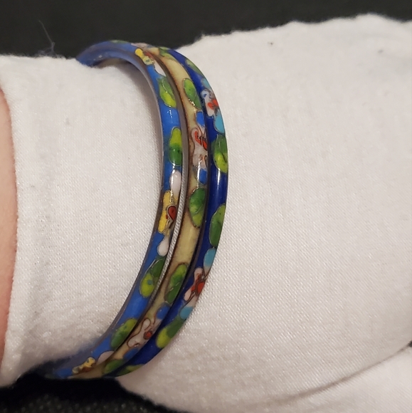 ♥️HOST PIC♥️ Vintage Jewelry Cloisonne Bracelets Set of 3, Vintage Bangle - Picture 10 of 11
